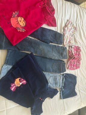 10 pieces of OshKosh B'gosh & more Blue Jeans for Kids, shorts and dresses